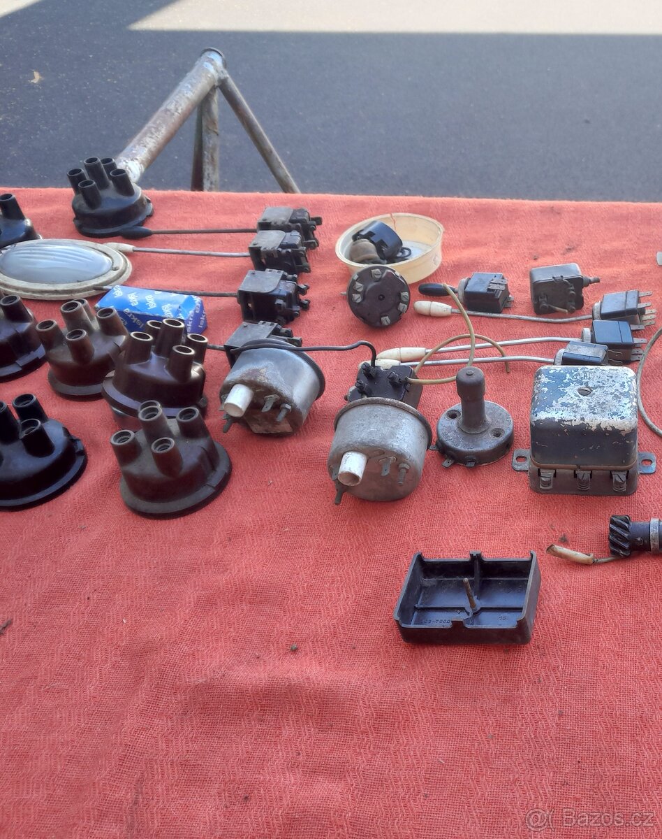 Náhradní díly stará Octavia - 3