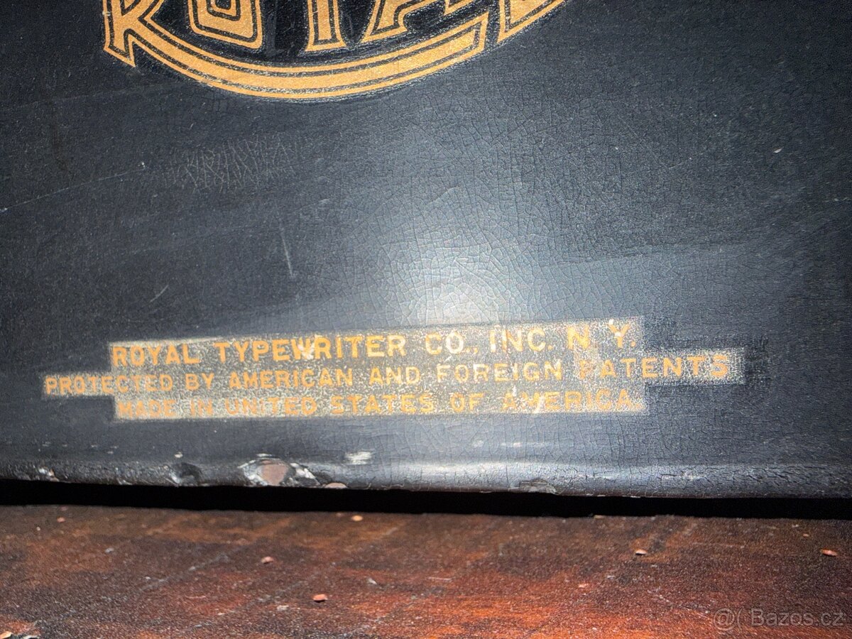 Starý psací stroj - 3