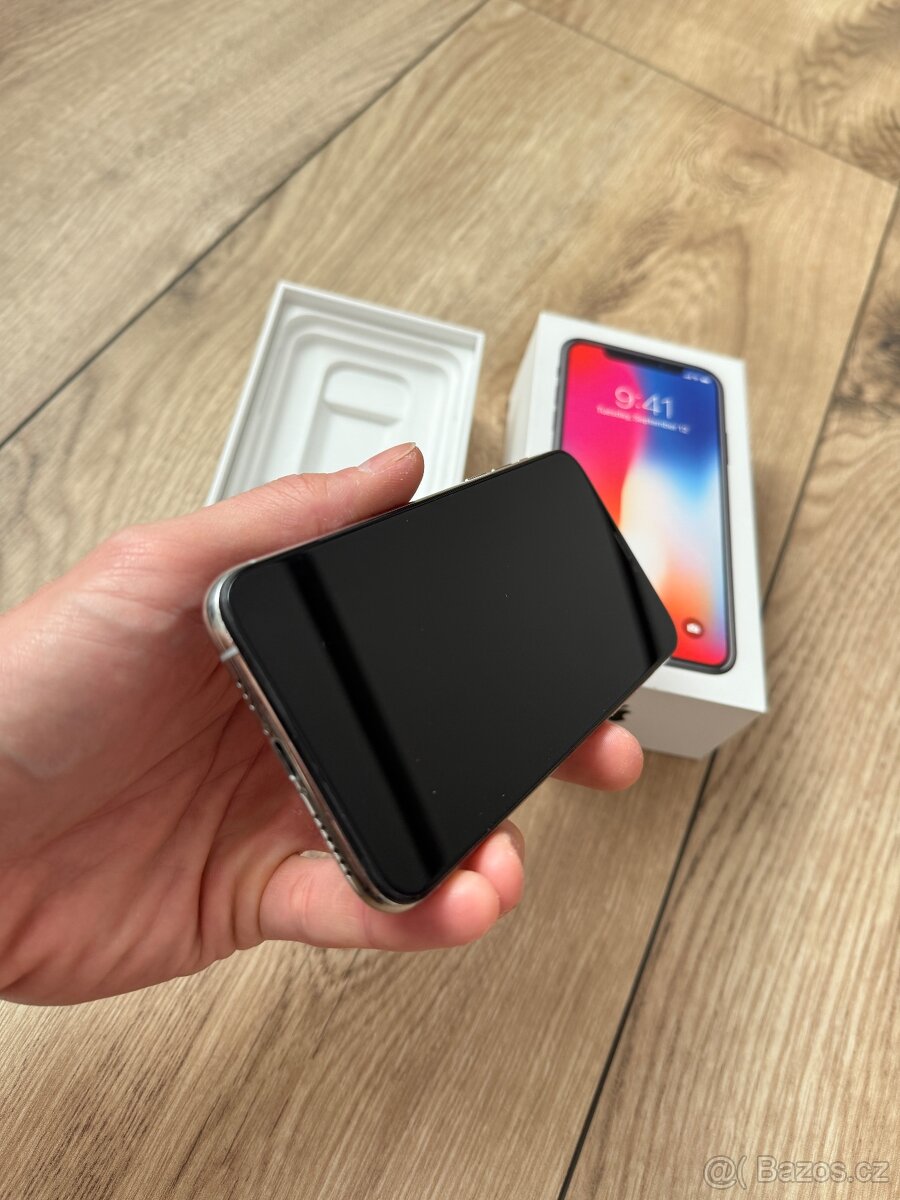 Apple iPhone XS 64gb - 3