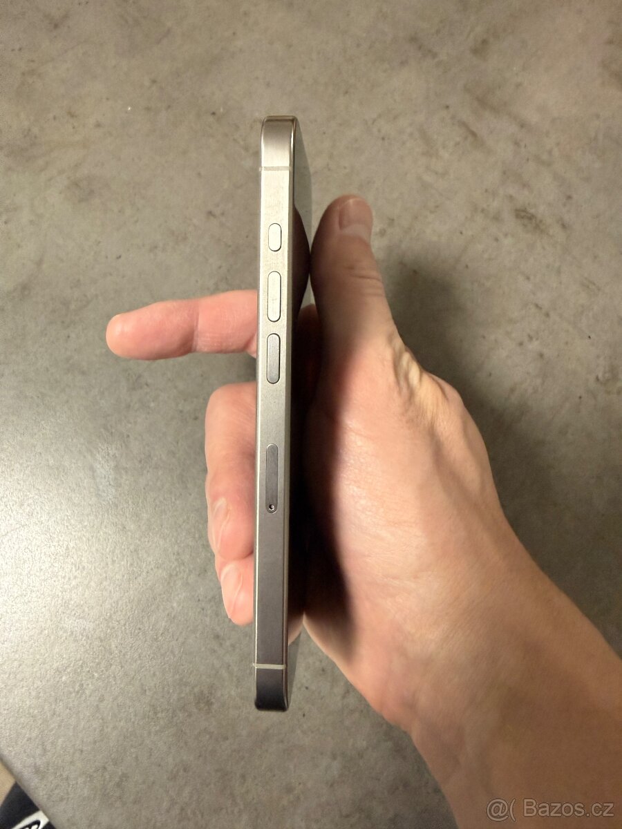 IPhone 15 Pro 256gb - 3