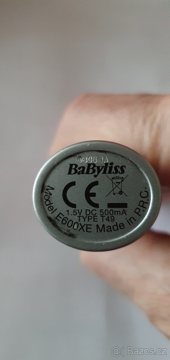 Holící strojek do uší a nosu - 3