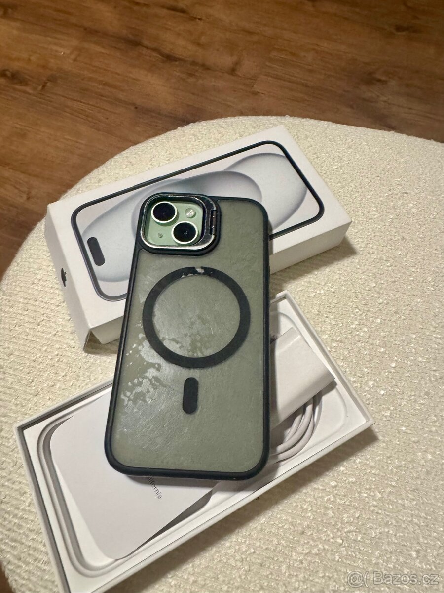 iPhone 15 128 GB, prasklé zadní sklo - 3