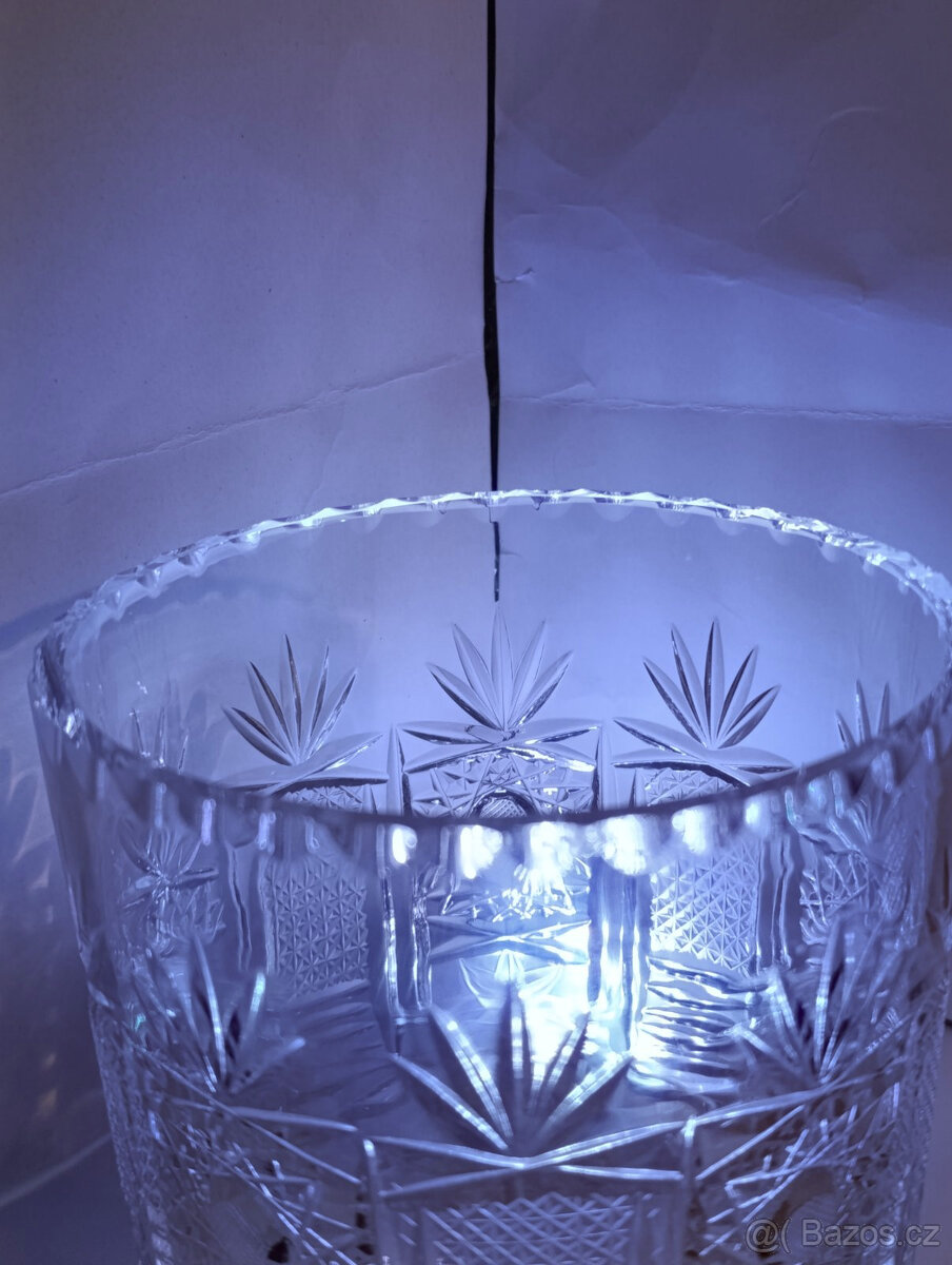 BROUŠENÁ KŘIŠTÁL.VÁZA 14 CM atyp. - 3