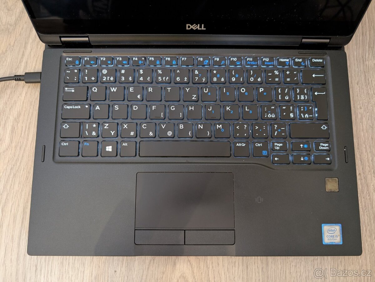 ▼DELL Latitude 7390 2-in-1 - 13,3" / TOUCH / 8GB / SSD / ZÁ - 3