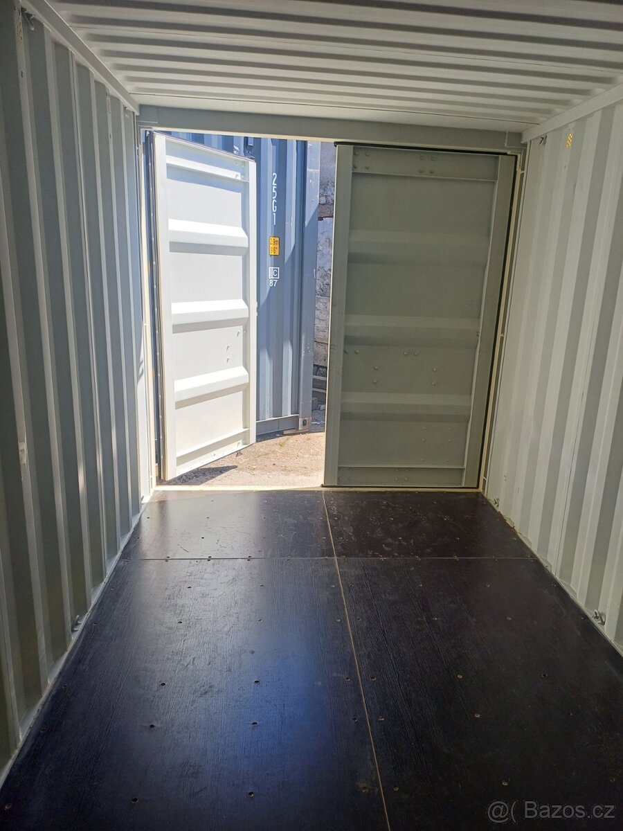 Lodní kontejner 20´ zánovní, RAL 1015 - 3