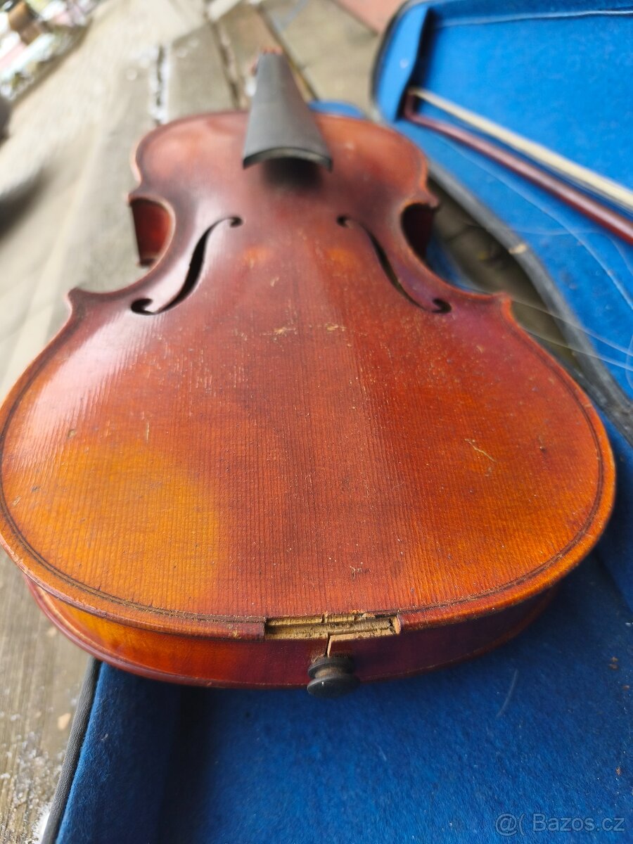 Housle na opravu - 3
