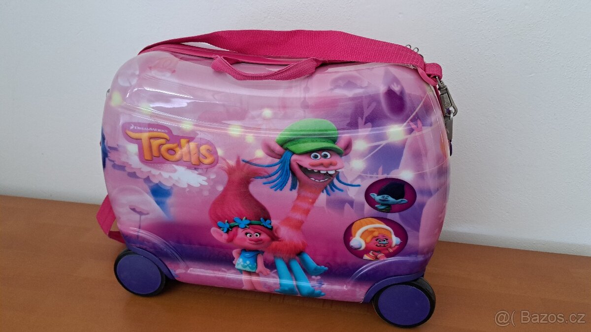 Dětský „vozící“ kufr – pěkný stav - 3