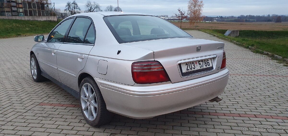 Honda Accord 2.0 - 3