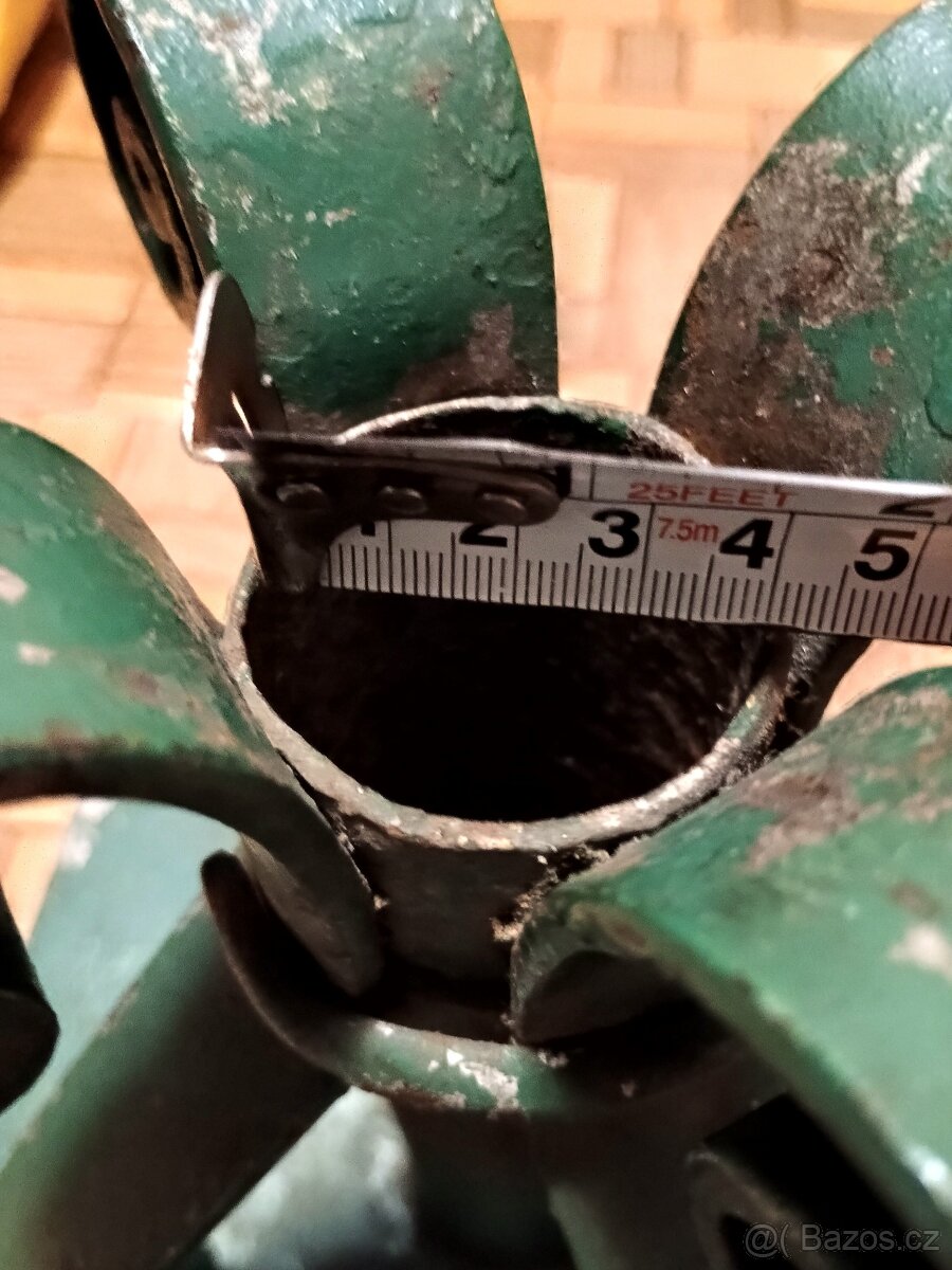 Retro stojan na vánoční stromek - 3