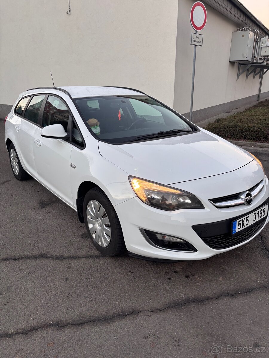 Opel Astra j 1.7 diesel - 3