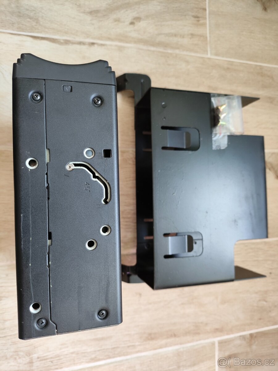 6 CD Changer Clarion Peugeot 406 - 3