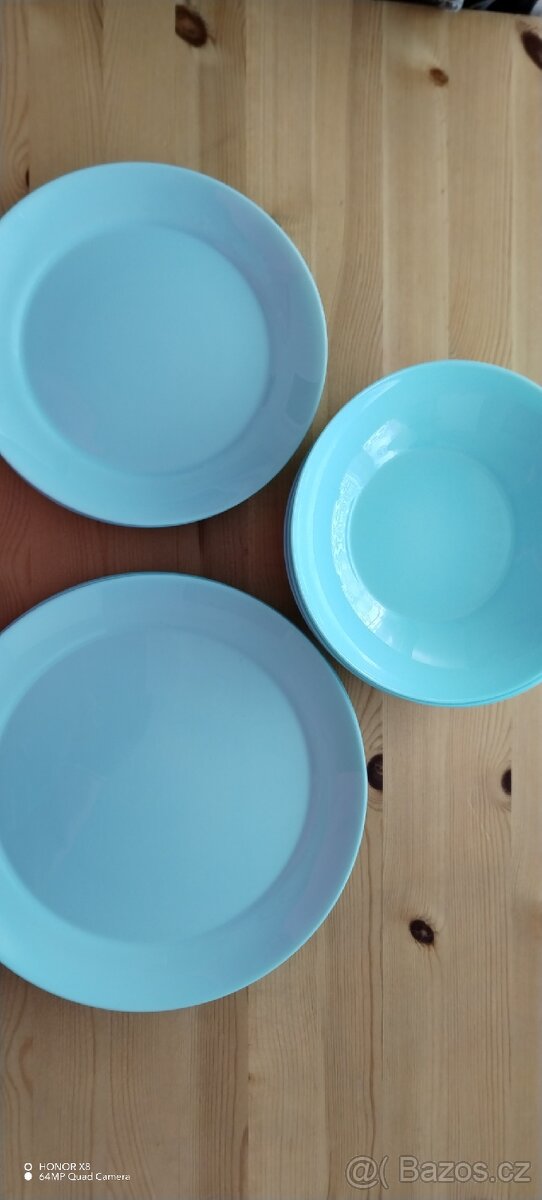 Sada talířů - 3