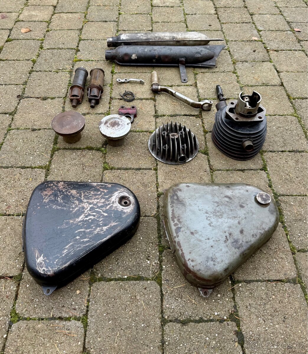 ČZ 125 B T - dily - 3