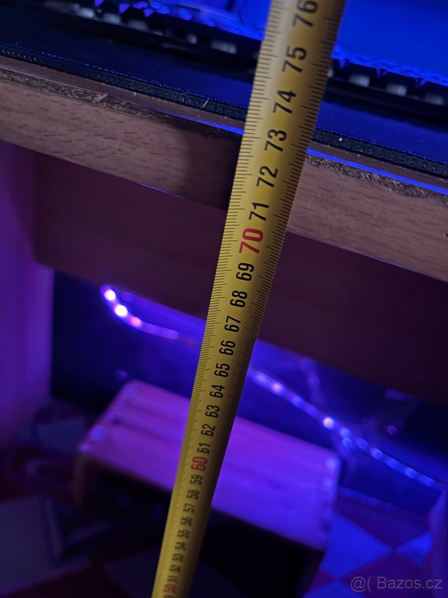 Prodám psací stul - 3