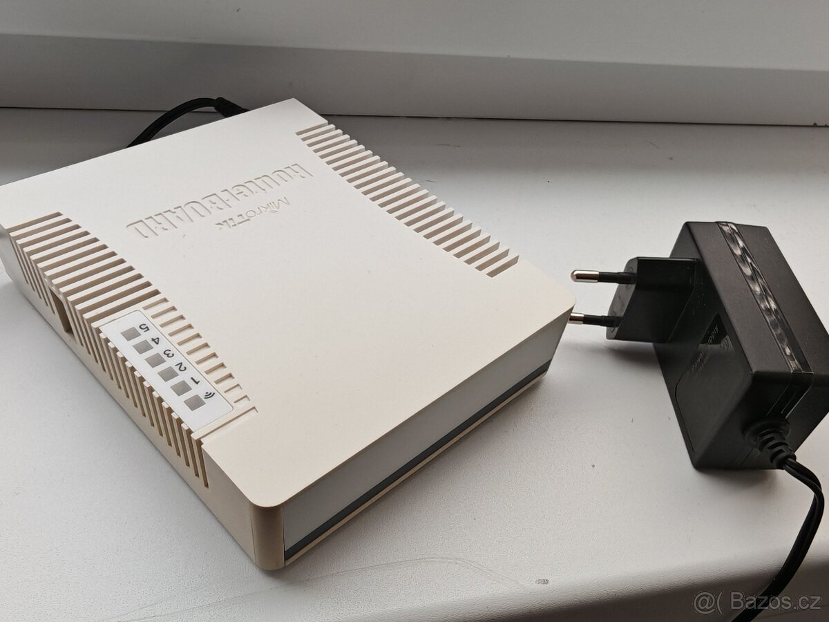 Mikrotik RB951Ui-2HnD - 3