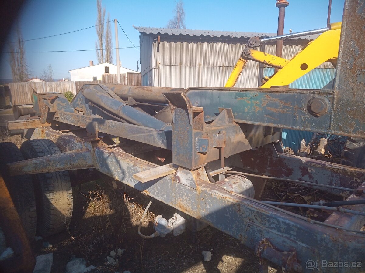 Hákový nosič kontejnerů - 3