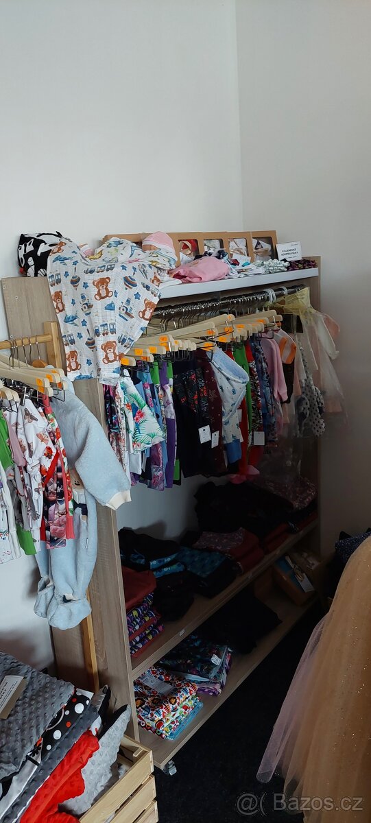 Vybavení prodejny / nábytek do prodejny obchodu - 3