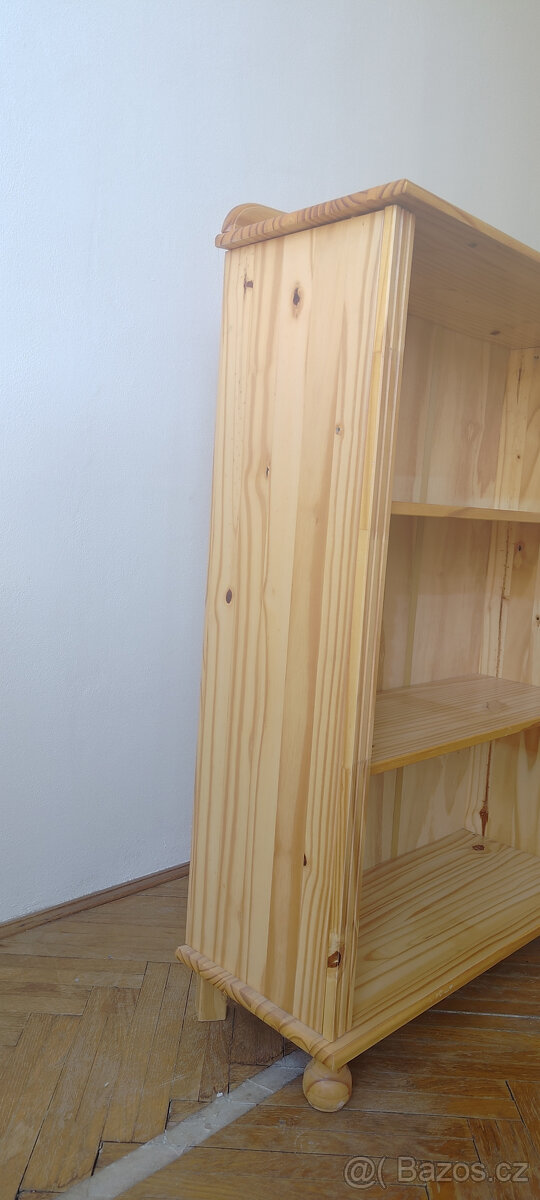 Dřevěná knihovna IDEA - 3