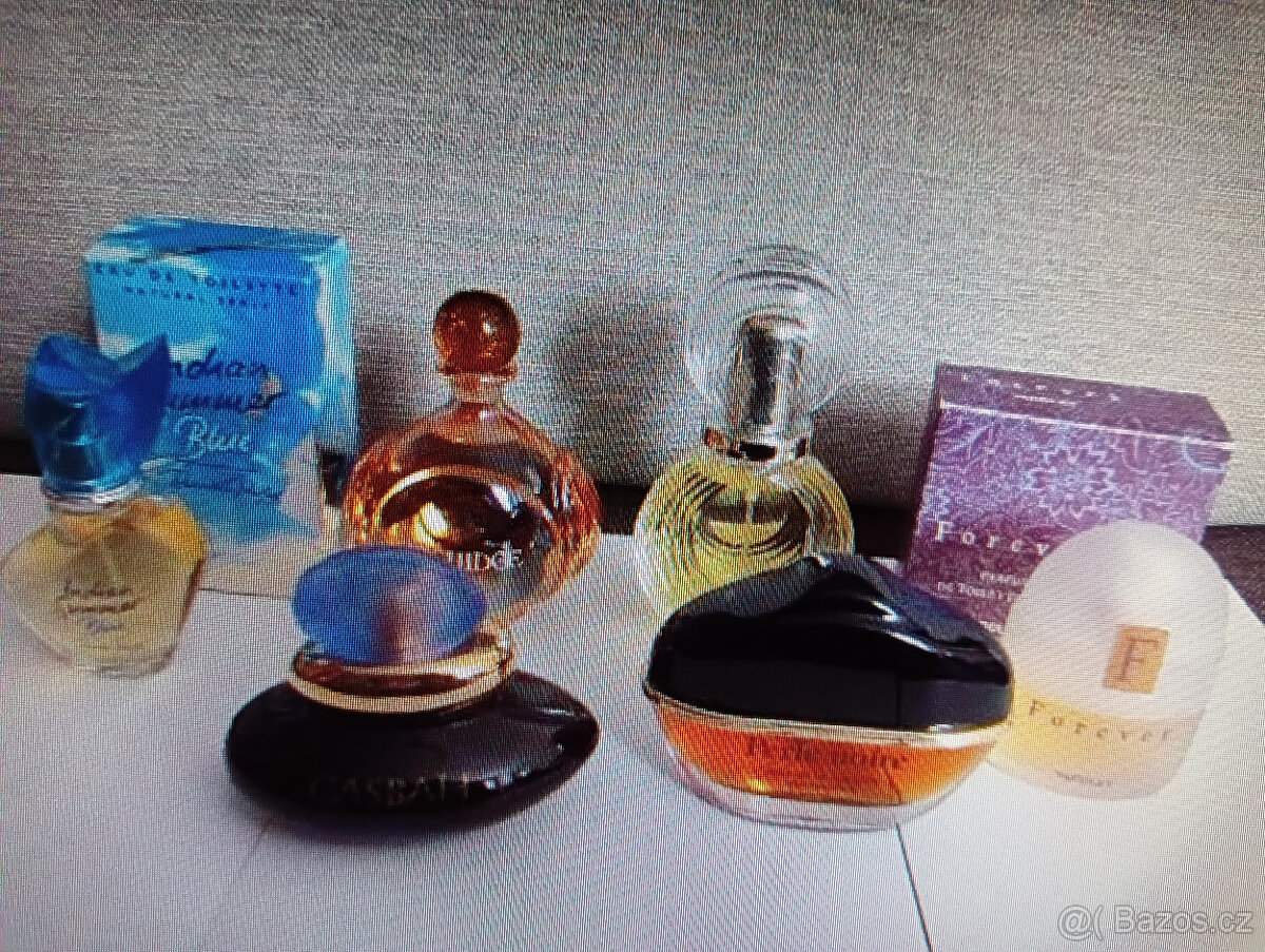 9x RARITA VŮNĚ - VERSACE, LADY GAGA, P. PRESLEY atd. - 3