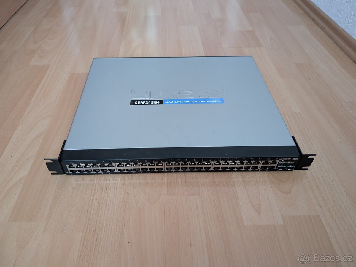 Cisco Linksys SRW248G4 48p managed switch + 4x Gbit - 2 ks - 3