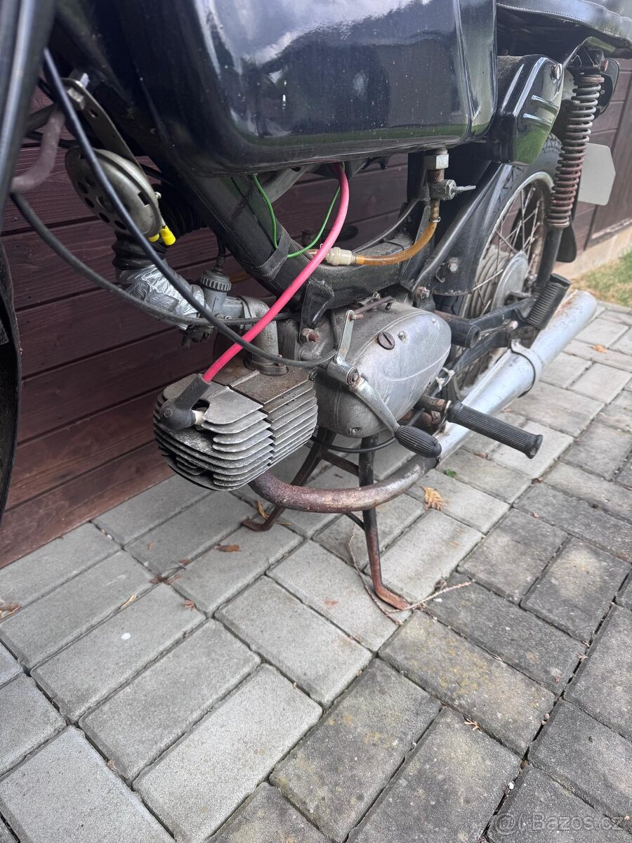 Jawa23 Mustang - 3