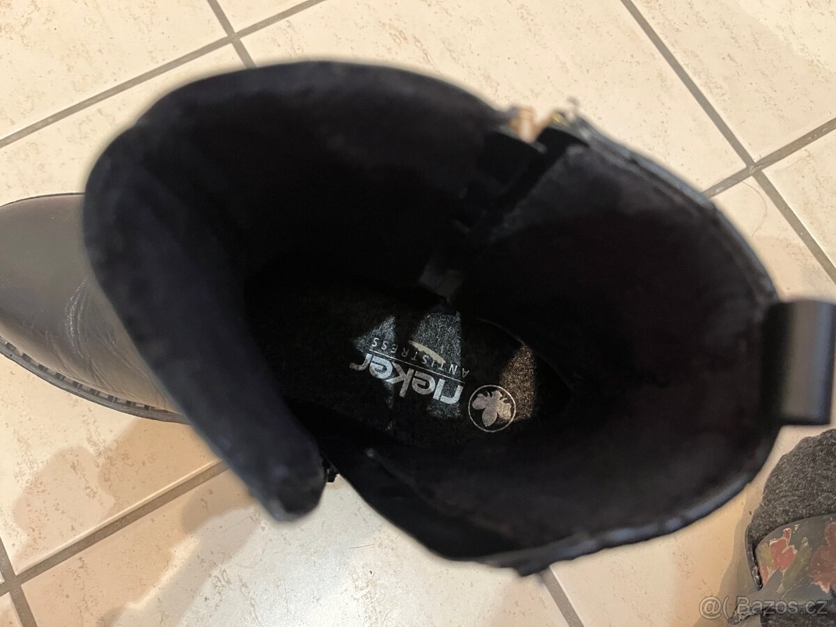 Cerne kotnikove oteplene boty Rieker vel. 39 - 3