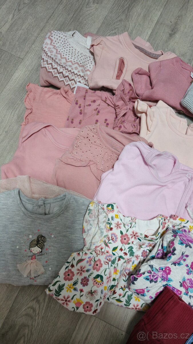 Balík oblečení na holčičku vel. 68 - 3