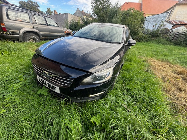 Volvo V60 1,6 D2 automat r.v. 2014 FACELIFT - 3