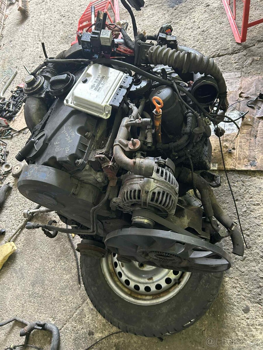 Prodám motor s převodovkou 1.9TDi 96KW AVF - 3