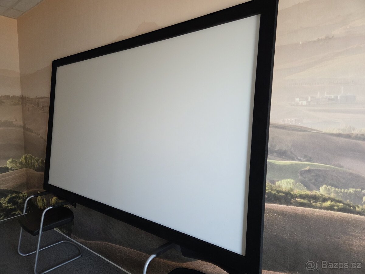 Projekční plátno - 3