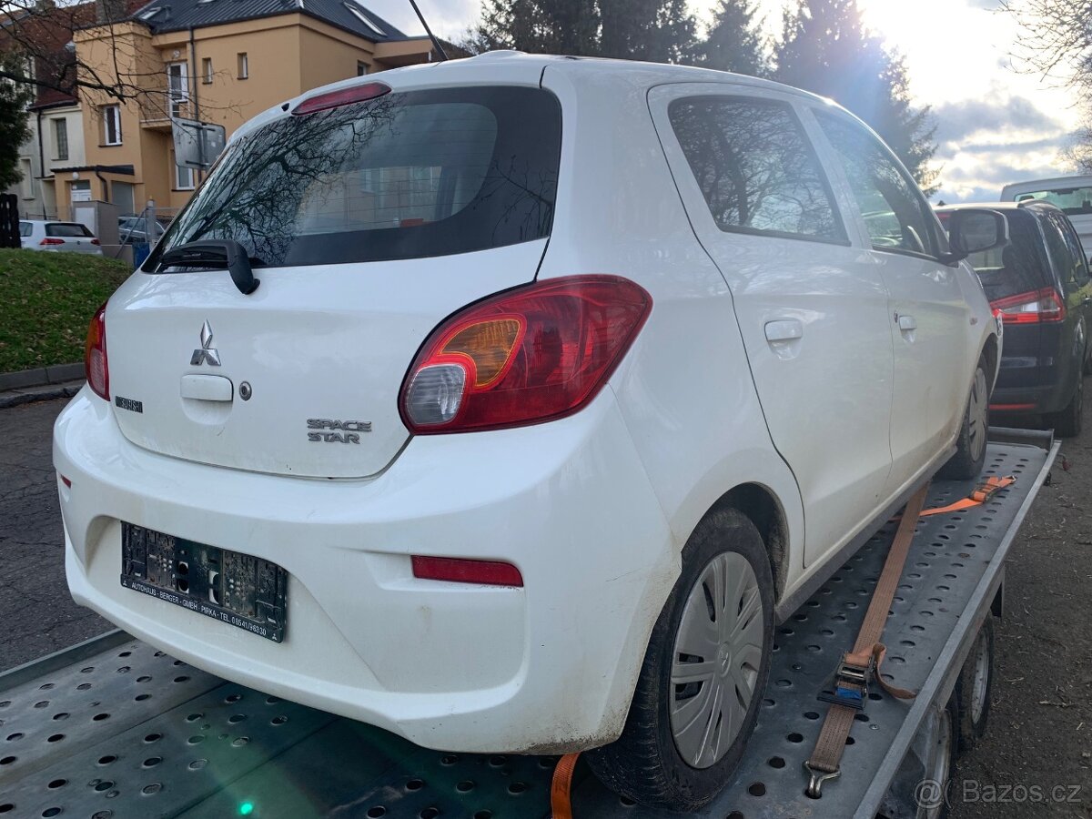 Mitsubishi Space Star - 3