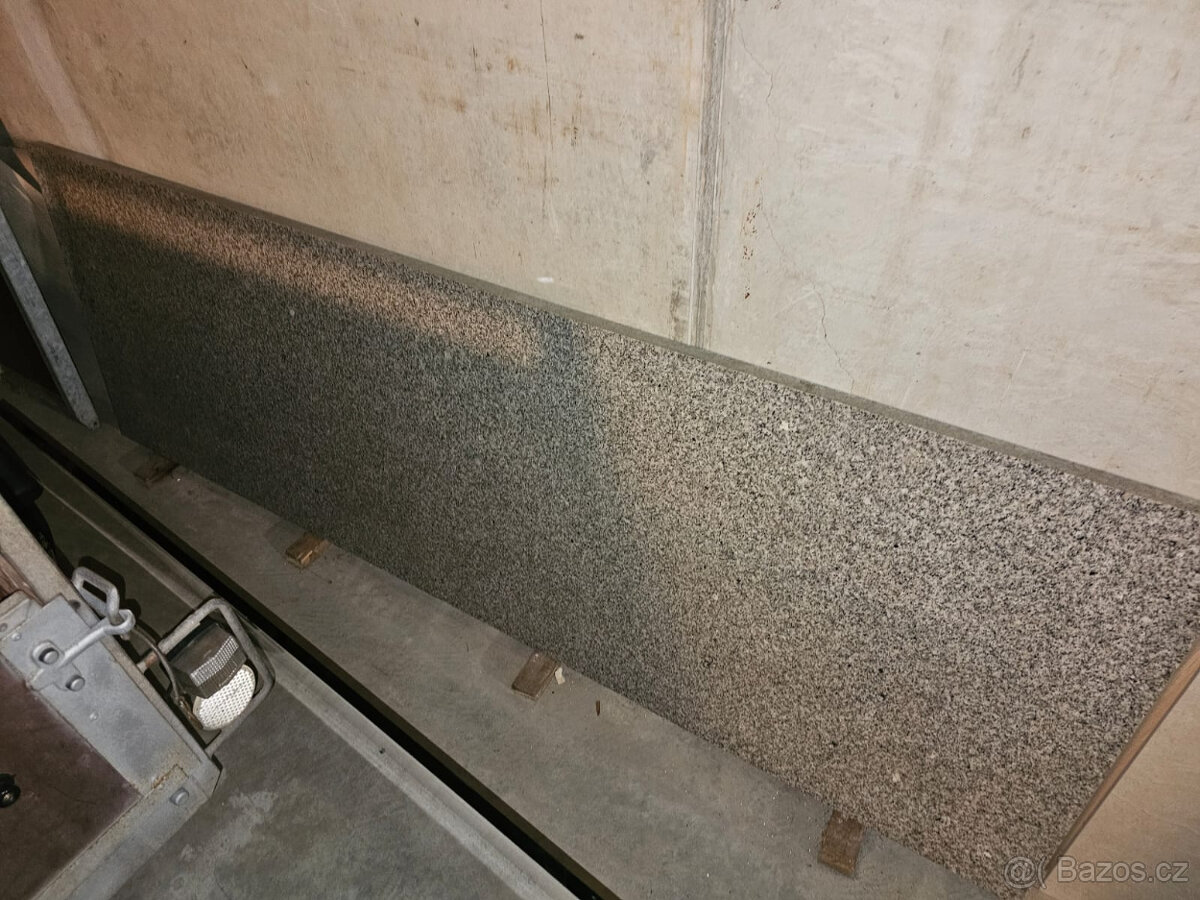 Prodám leštěnou žulovou (granitovou) desku - 3