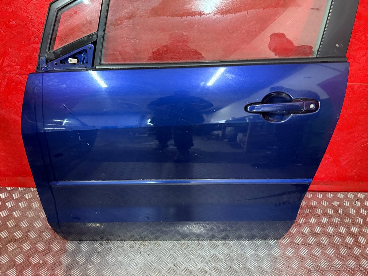 LEVÉ PŘEDNÍ DVEŘE MAZDA 5 - 3