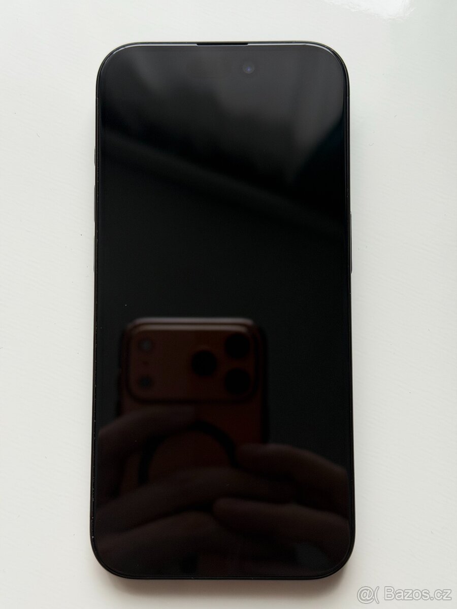 iPhone 15 Pro 256GB Černý, Baterie 89% - 3
