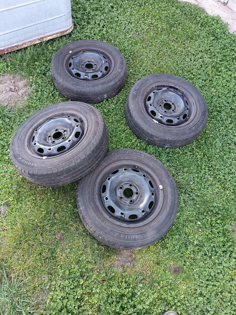 Pneumatiky Matador+plechové disky - 3