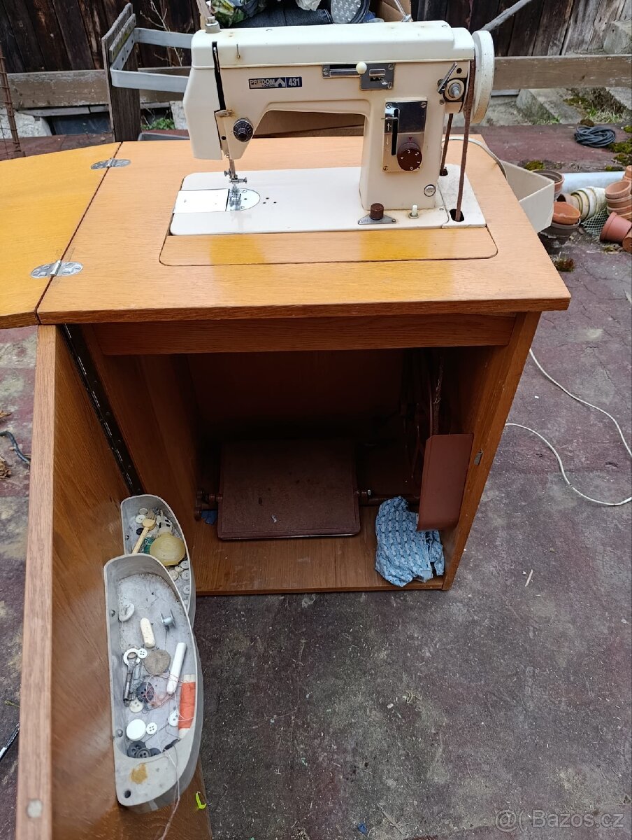 Šicí stroj - 3