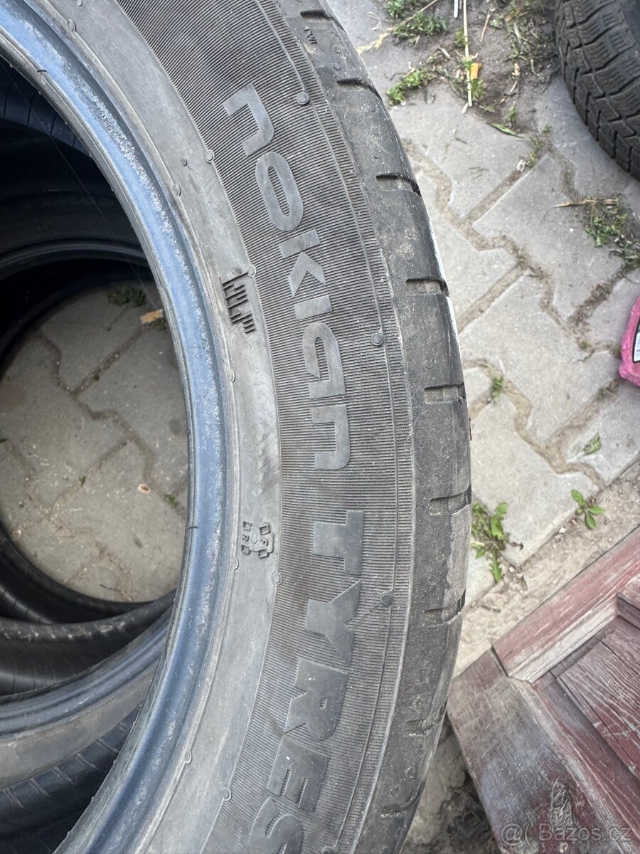 Nokian 225/50 R17. Letní - 3