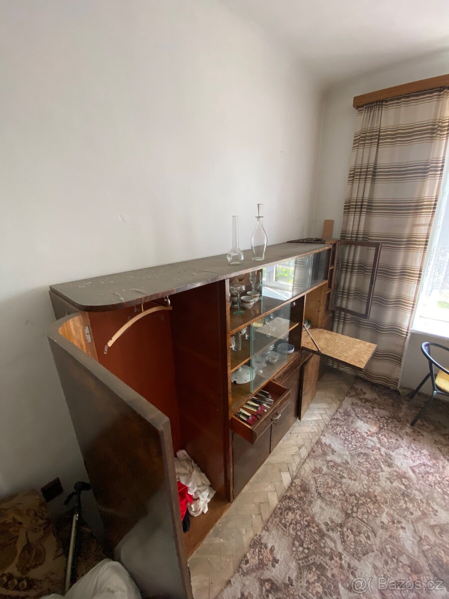 Starožitná obývací stěna - 3