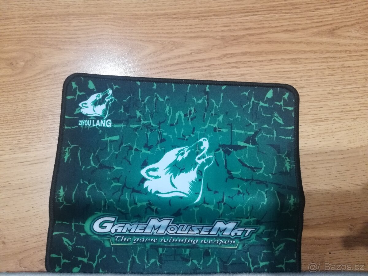 Set bezdrátové klávesnice a myši + podložka - 3