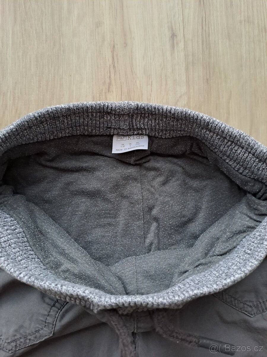 Chlapecké kalhoty F&F, vel. 5-6 let - 3