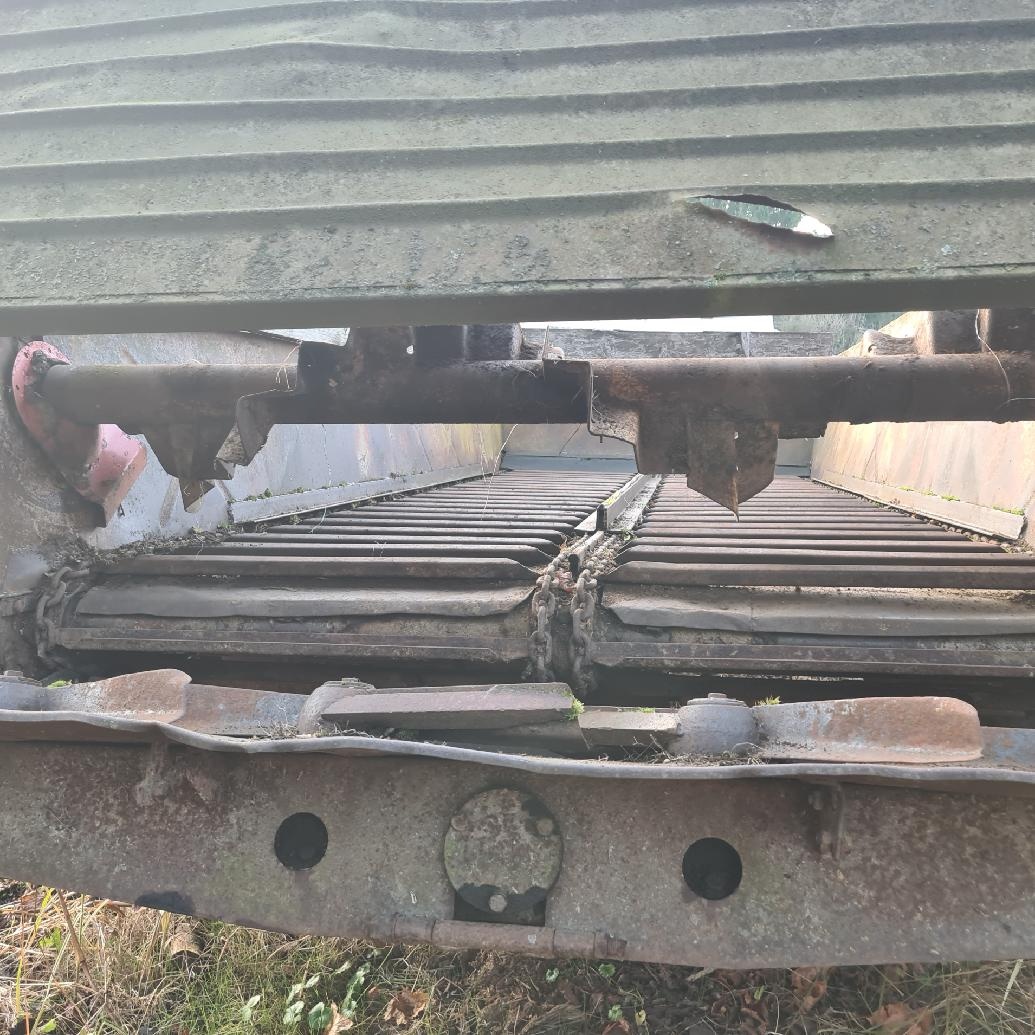 ROZMETADLO HNOJE RUR 5 - 3