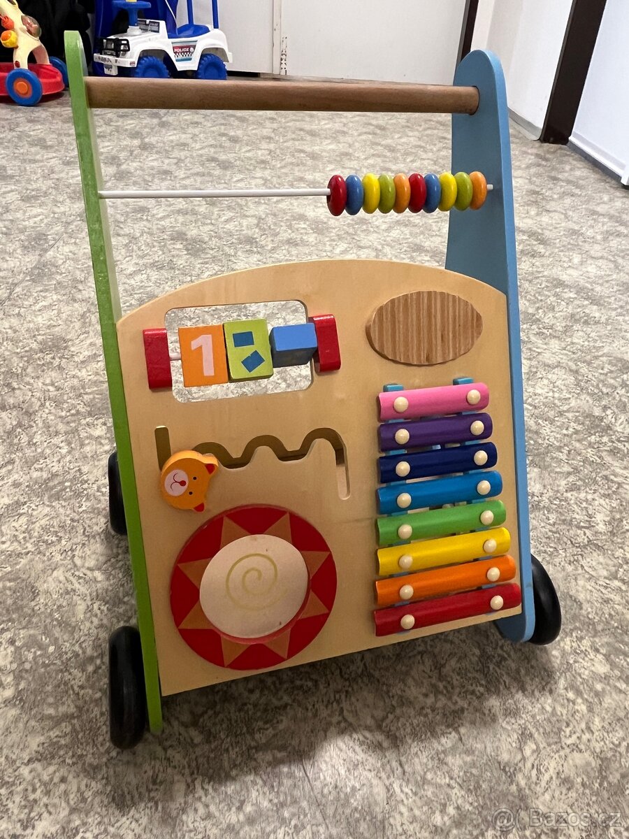 Dřevěná hračka - 3