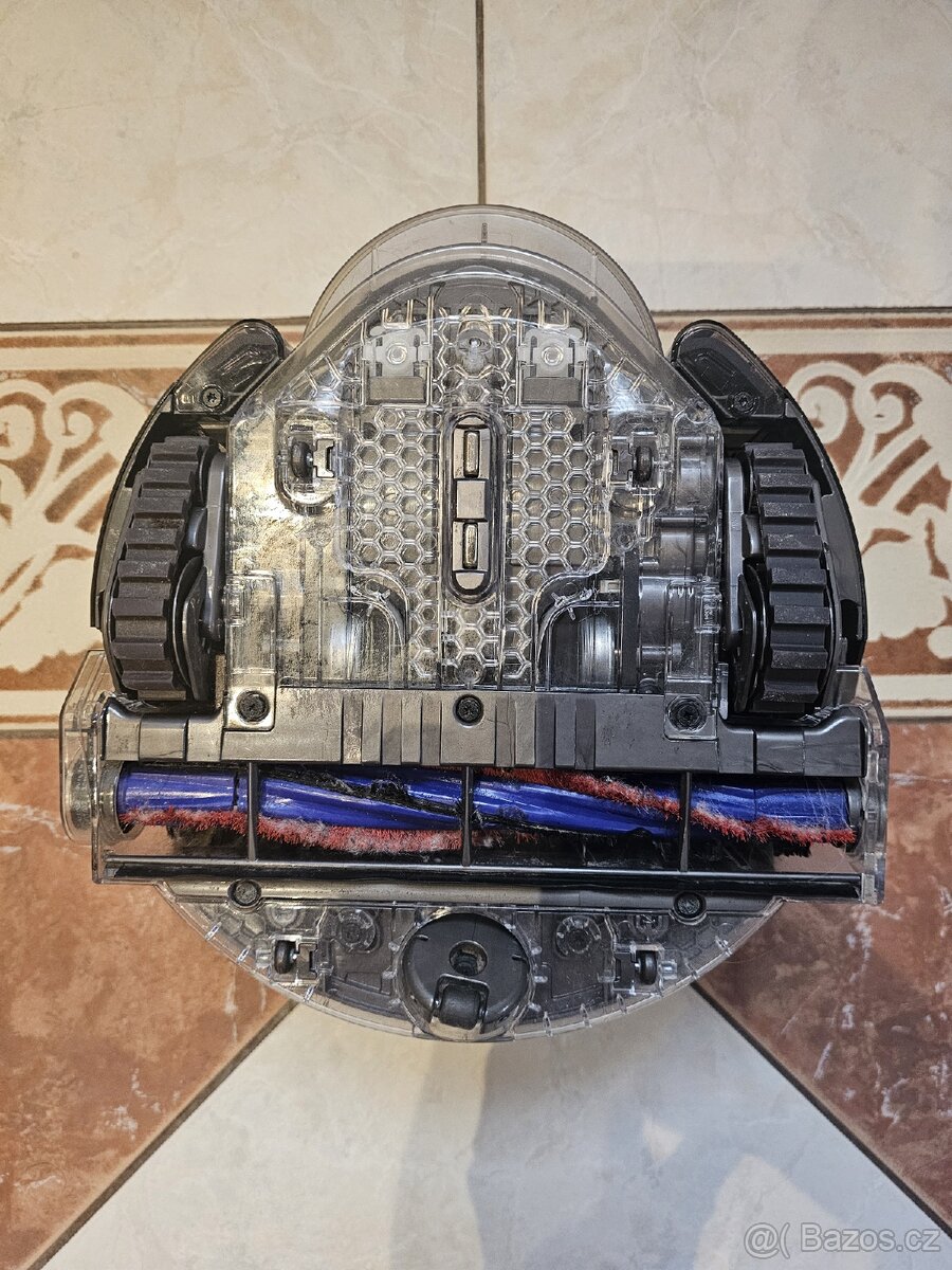 Roboticky vysavač Dyson 360 eye
P.c. 30000kc - 3