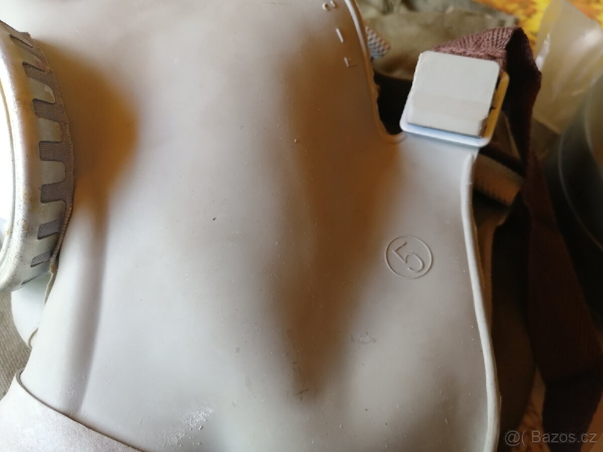 Ochranná plynová maska CM-3 a DM-1 - 3