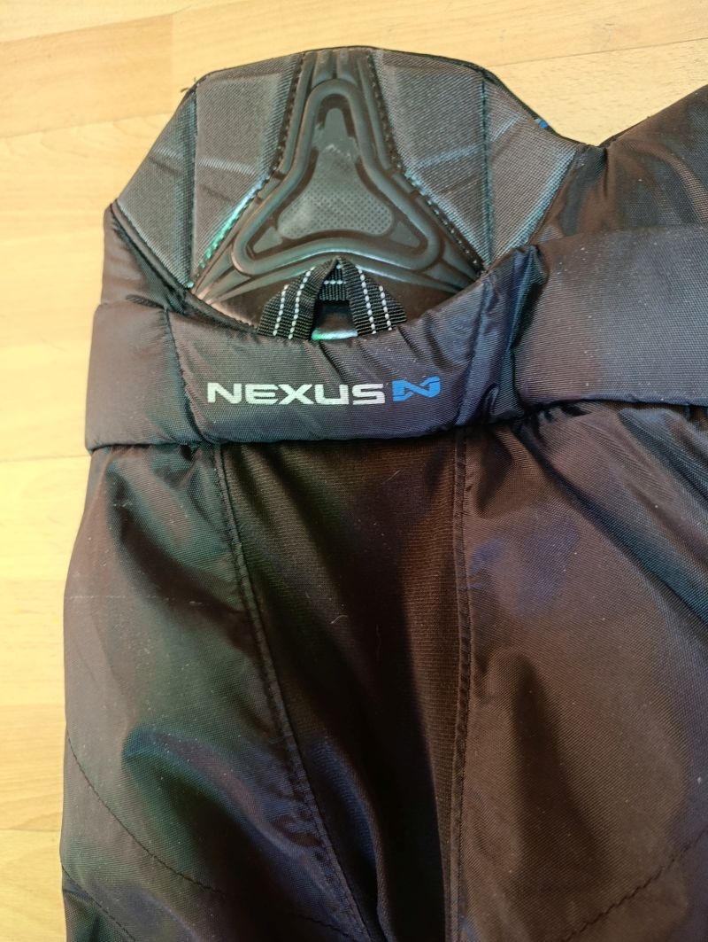 Bauer Nexus senior 7000 - 3