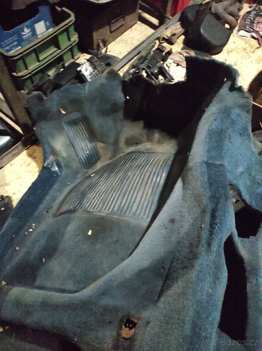 Lancia thema koberec - 3