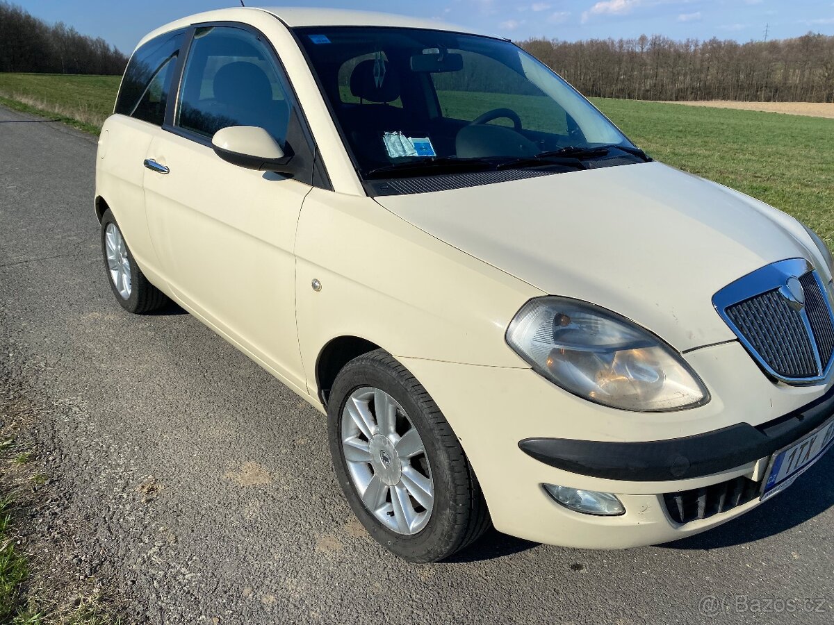 LANCIA Y 1.3 JTD 2004 51 KW 3DVEŘ - 3