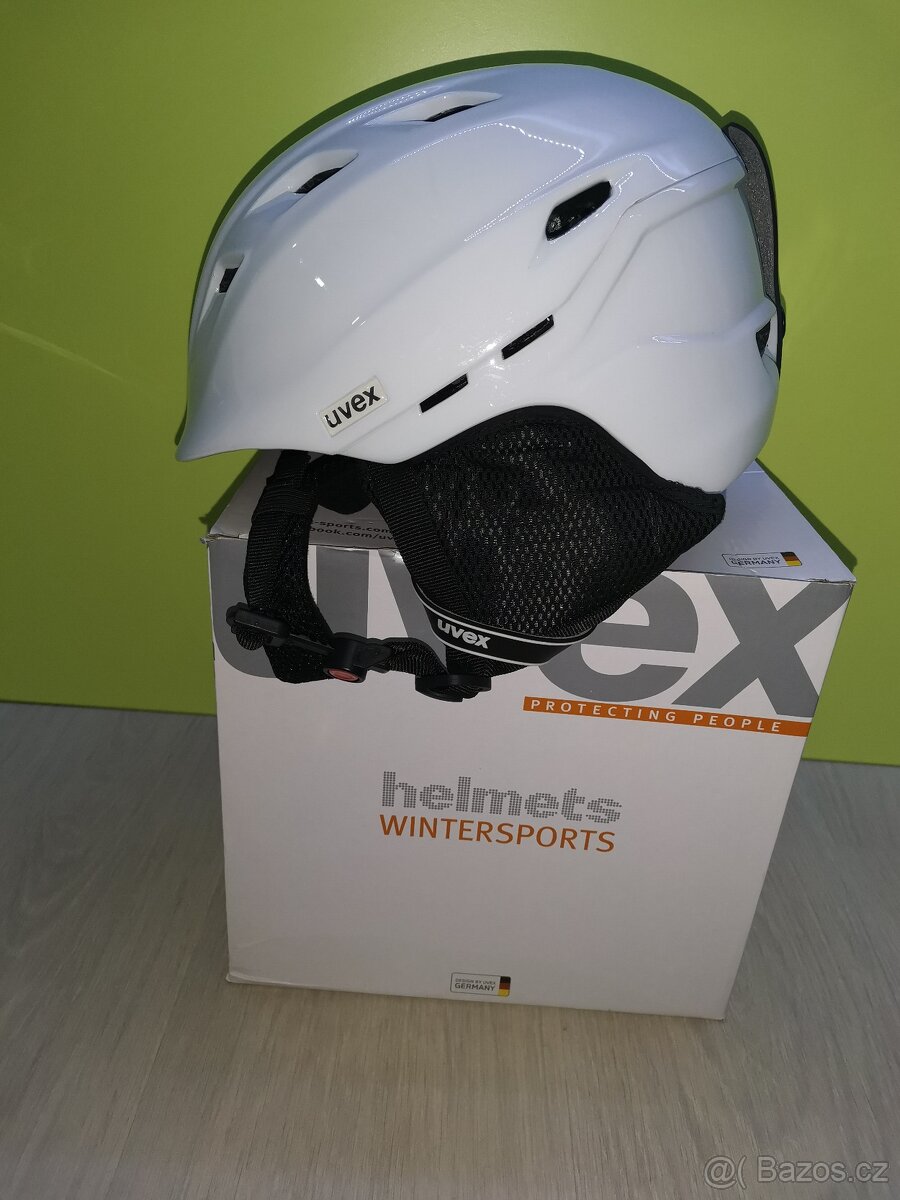 PŘILBA NA LYŽE - 3