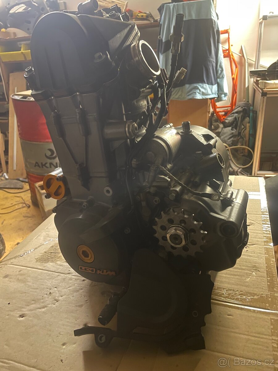 Ktm smc-r690 r v2016 - 3