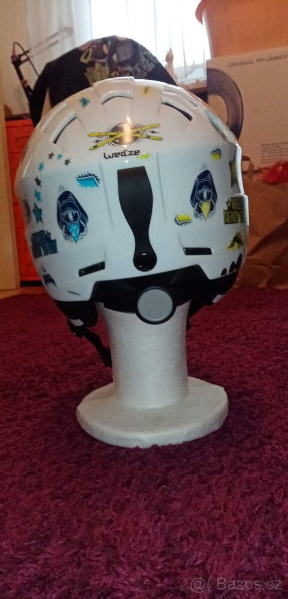 Dětská přilba na lyže, brusle - 3